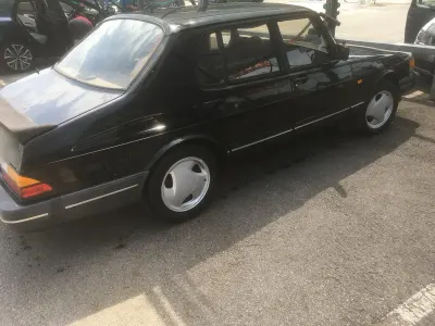 Gebraucht Saab 900 160 PS (117 kW) 1989 Schwarz Limousine
