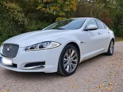 Gebraucht Jaguar XF 190 PS (139 kW) 2012 Weiß Limousine