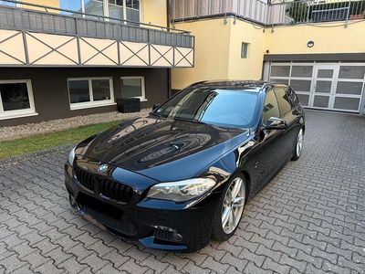 Gebraucht BMW 530 M Sport 245 PS (180 kW) 2011 Schwarz Kombi