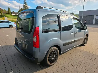 Gebraucht Peugeot Partner 120 PS (88 kW) 2008 Grau Van / Kleinbus