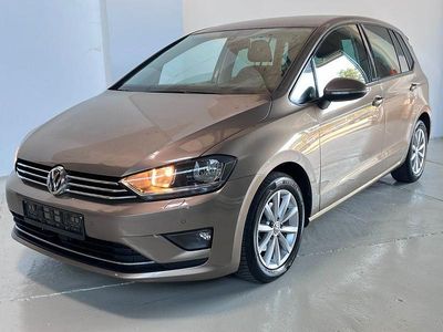 Braun Gebraucht 2016 VW Golf Sportsvan Van / Kleinbus | 13.499 € (Fairer Preis)