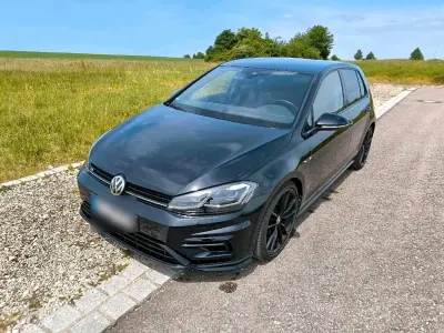 Gebraucht VW Golf VII R 300 PS (220 kW) 2019 Schwarz Limousine