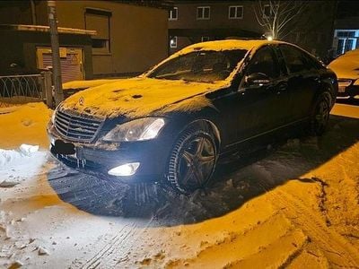 Schwarz Gebraucht 2006 Mercedes S450 Limousine | 6.800 €