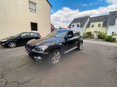 gebraucht BMW X6 50I Top Zustand mit frischer Inspektion und tüv