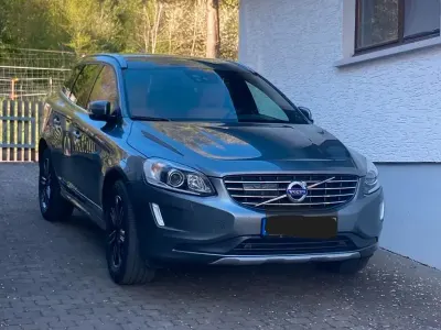 Używany Volvo XC60 Linje Inscription 220 KM (161 kW) 2016 Szary SUV