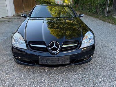 Second-hand Mercedes SLK280 231 CP (169 kW) 2006 Negru Cabrio