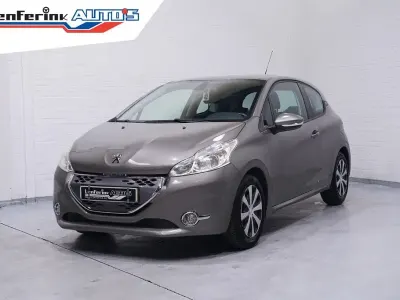 Gebraucht Peugeot 208 Active 68 PS (50 kW) 2013 Grau Kleinwagen