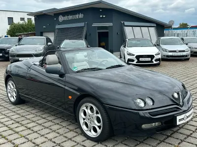 Gebraucht Alfa Romeo Spider 150 PS (110 kW) 2002 Schwarz Cabrio