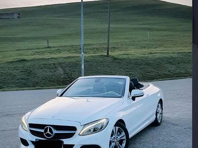 Gebraucht Mercedes 220 170 PS (125 kW) 2017 Andere farben Cabrio