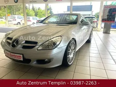 Gebraucht Mercedes SLK200 163 PS (119 kW) 2004 Silber Cabrio