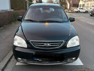 Brugt Kia Carens 141 HK (103 kW) 2004 Sort MPV