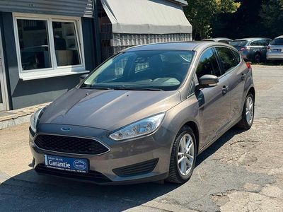 Gebraucht Ford Focus 125 PS (91 kW) 2016 Grau Limousine