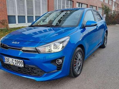 Gebraucht Kia Rio Platinum Edition 120 PS (88 kW) 2023 (spb) bathysblau met. Kleinwagen