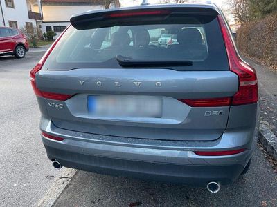 Gebraucht Volvo XC60 Momentum 235 PS (172 kW) 2019 Grau SUV