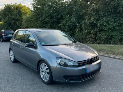 Gebraucht VW Golf VI Comfortline 122 PS (89 kW) 2009 Grau Limousine