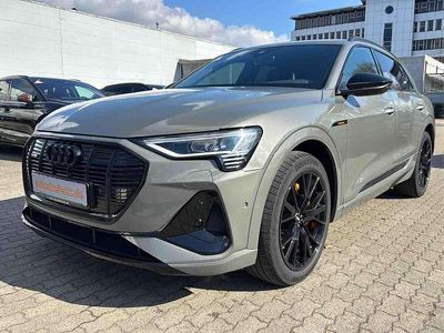 Gebraucht Audi e-tron Black Edition 300 kW (408 PS) 2022 Chronosgrau metallic SUV