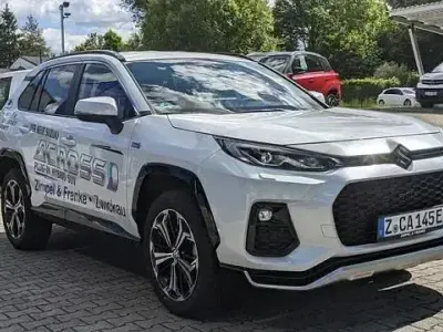 Gebraucht Suzuki Across Comfort+ 306 PS (225 kW) 2024 Platinum white pearl metallic SUV