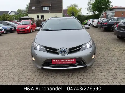 Gebraucht Toyota Auris Touring Sports Executive 99 PS (72 kW) 2014 Grau Kombi