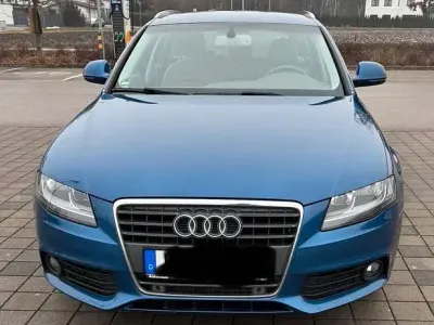 Gebraucht Audi A4 Ambition 143 PS (105 kW) 2010 Blau Kombi