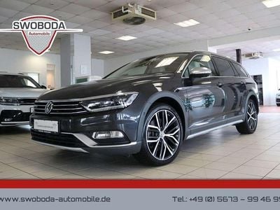 Grau Gebraucht 2019 VW Passat Alltrack Kombi | 28.950 € (Fairer Preis)