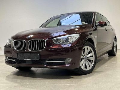 Gebraucht BMW 530 Sport Line 245 PS (180 kW) 2011 Damastrot metallic (b03) Limousine