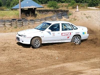 Gebraucht Opel Vectra 170 PS (125 kW) 1993 Weiß Limousine