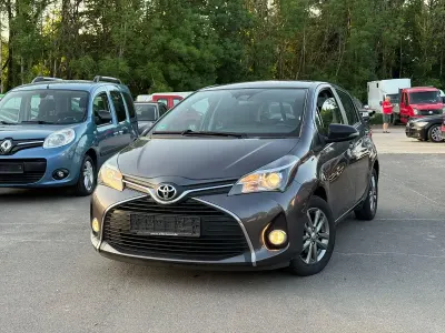 Gebraucht Toyota Yaris Edition-S 99 PS (72 kW) 2017 Grau Kleinwagen