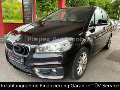 Gebraucht BMW 218 Active Tourer Luxury Line 136 PS (100 kW) 2015 Braun Van / Kleinbus