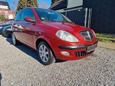 Gebraucht Lancia Ypsilon 95 PS (69 kW) 2005 Rot Kleinwagen