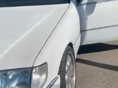 Usata Mercedes S500L 329 CV (241 kW) 1991 Bianco Berlina