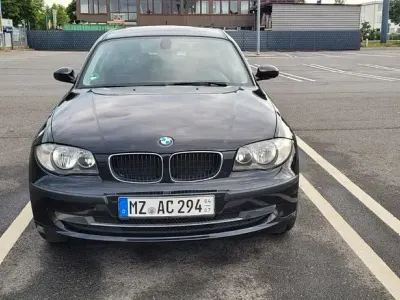 Gebraucht BMW 118 143 PS (105 kW) 2007 Schwarz Kleinwagen