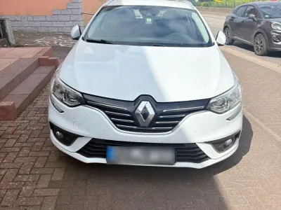 Gebraucht Renault Mégane GrandTour Intens 110 PS (80 kW) 2018 Weiß Kombi