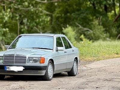 Silber Gebraucht 1992 Mercedes 190 Limousine | 13.800 €