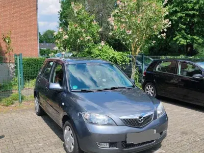 Brugt Mazda 2 75 HK (55 kW) 2005 Grå Hatchback