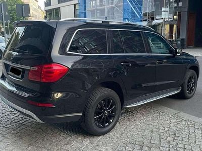 Schwarz Gebraucht 2015 Mercedes GL350 SUV | 31.900 € (Etwas zu teuer)