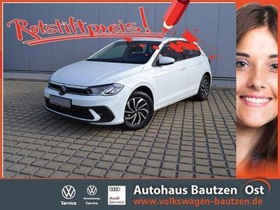 Pure white Gebraucht 2023 VW Polo Life Kleinwagen | 22.440 € (Teuer)