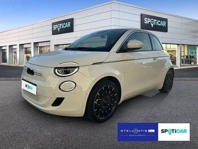 Gebraucht Fiat 500e La Prima 86 kW (118 PS) 2023 Weiß Kleinwagen