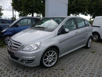 Gebraucht Mercedes B200 136 PS (100 kW) 2005 Silber Van / Kleinbus