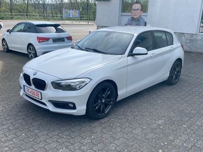 gebraucht BMW 120 i Advantage Automatik M Felgen Mineralweiß