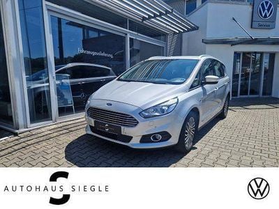 Gebraucht Ford S-MAX Titanium 150 PS (110 kW) 2019 Silber Van / Kleinbus