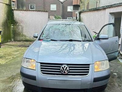Gebraucht VW Passat 102 PS (75 kW) 2001 Limousine