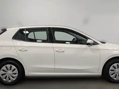 Gebraucht Skoda Fabia Active 80 PS (58 kW) 2022 Weiß Kleinwagen