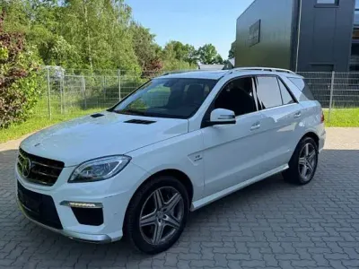 Gebraucht Mercedes ML63 AMG AMG 525 PS (386 kW) 2012 Weiß SUV