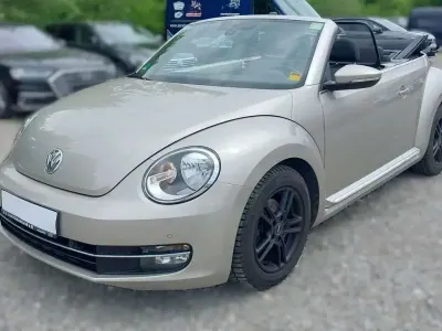 Gebraucht VW Beetle Design 105 PS (77 kW) 2013 Moon rock silver metallic Kleinwagen