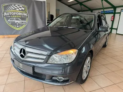 Gebraucht Mercedes C180 156 PS (114 kW) 2010 Tenoritgrau  metalliclack Limousine
