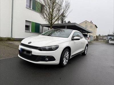 Gebraucht VW Scirocco 140 PS (102 kW) 2012 Weiß Coupé