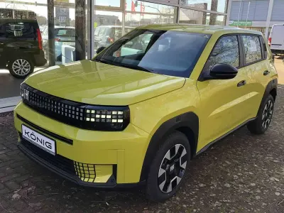 Gebraucht Fiat Grande Panda Business 110 PS (80 kW) 2026 Gelb Kleinwagen