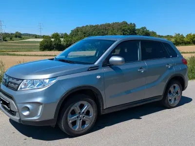 Gebraucht Suzuki Vitara Comfort 120 PS (88 kW) 2015 Grau SUV