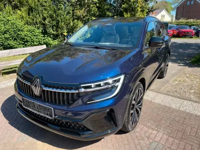 Używany Renault Espace Iconic 131 KM (96 kW) 2024 Niebieski SUV