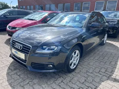 Gebraucht Audi A4 Attraction 143 PS (105 kW) 2010 Grau Kombi
